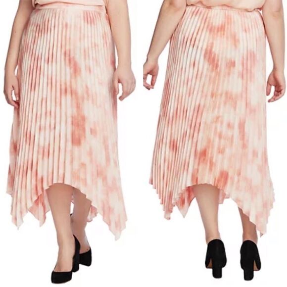 Vince Camuto  Asymmetrical Hem Pleated Skirt - Picture 1 of 1